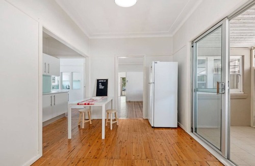 Sans Souci Apartment | 19-Guest Dual Home Near Beach