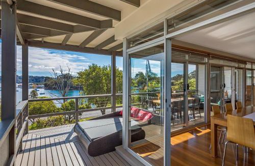 Narooma House | 19 Lakeview Drive Narooma