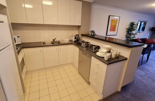 Canberra City Centre Apartment | 1BR Executive Apartment, in City Centre