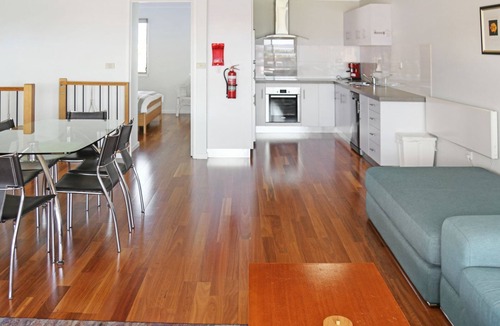 Bermagui Apartment | 2/6 Carnago Street - 'Benalta'