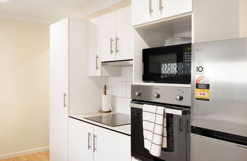 Acacia Ridge Apartment | 2 Bdr Apt! Aircon! Parking! GST Credits! 12BS2