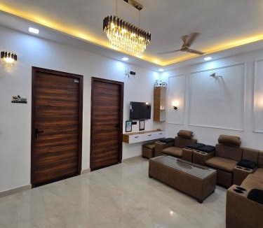 Kharar Apartment | 2 Bhk Eknav Villa Family & Couple friendly
