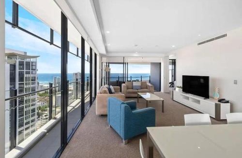 Broadbeach Apartment | 24th floor Luxury, The Wave Broadbeach