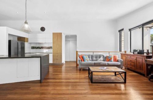 Peregian Beach House | 252 David Low Way