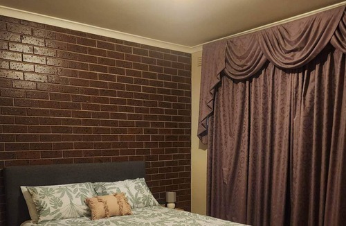 Shepparton South House | 2BR unit close to shepparton CBD