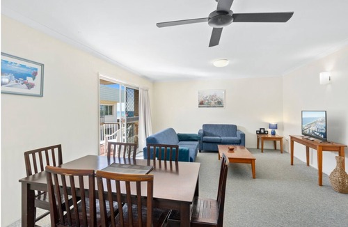 Miami Apartment | 2BRM - Miami Beachfront Apartment