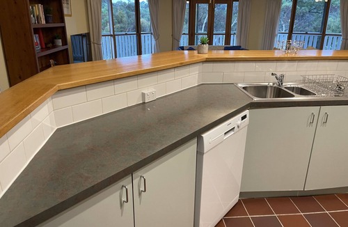 Mount Martha House | 3/4 acre Beach House, walk to beach & Mt Martha hamlet on Estuary boardwalk
