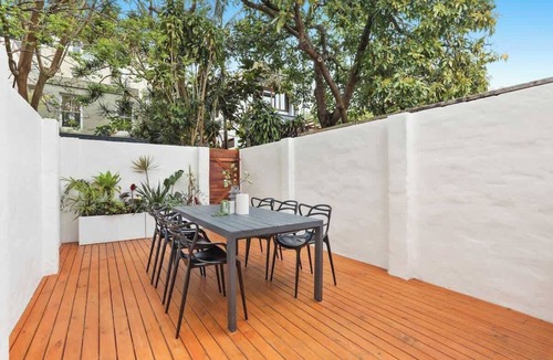 Bondi Junction House | 3 Bedroom Split level terrace at Bondi Junction