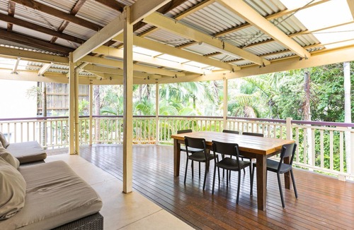 Rainbow Beach House | 33 Cooloola Drive - Rainbow Beach. Walk to the beach, pet friendly