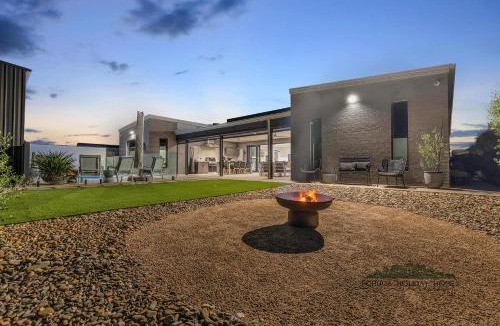 Moama House | 37 Sand Piper