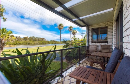 Tuncurry House | 43 Point Road - Waterfront Holiday Home in Tuncurry