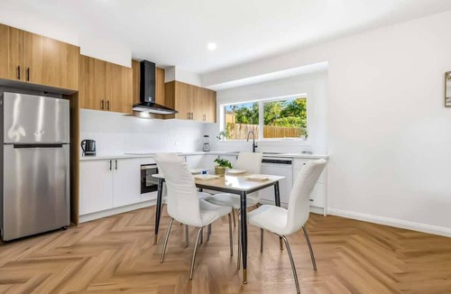Box Hill North House | 5-Star Elegant Luxury Home | Box Hill