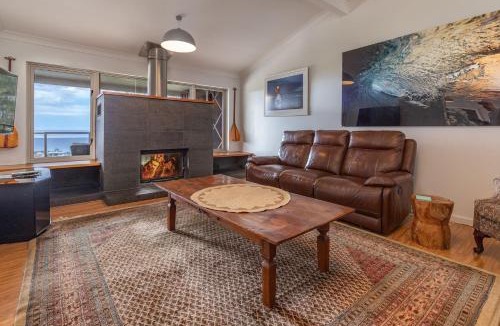 Forster House | 56 Becker Road