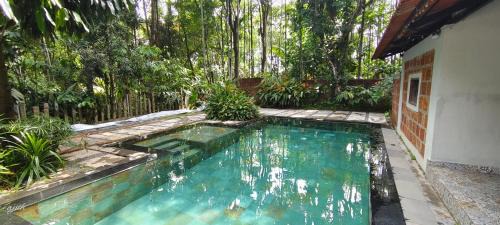 Sulthan Bathery House | 5BR Plantation Villa with Private Pool for Family