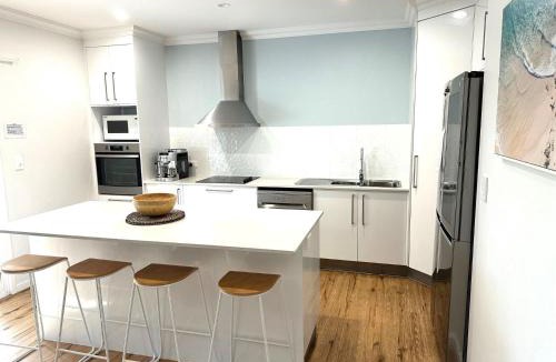 Rainbow Beach House | 72 Bombala Crescent - Rainbow Beach