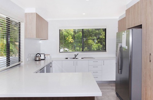 Coolum Beach House | 8 Springfield Avenue