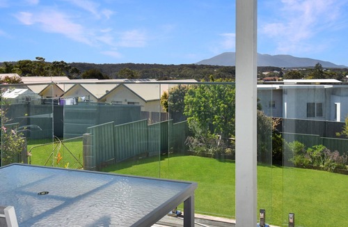 Bermagui House | 81 Murrah St, 'Coosheen '