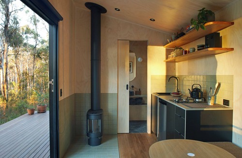 Reidsdale Cabin | A bespoke, luxe, off-grid cabin beside Monga National Park. Mins to Braidwood