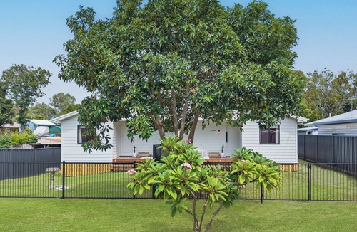 Amity Point House | A modern, stylish duplex designed for easy holiday living in peaceful Amity
