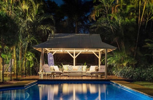 Federal House | A PERFECT STAY - Bougainvillea House