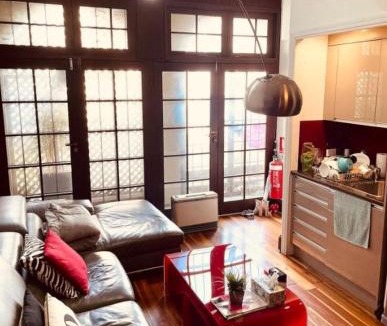Pyrmont Apartment | A Stylish Studio - TINY ROOM in Pyrmont