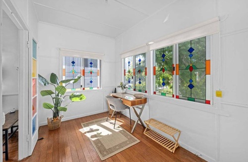Burleigh Heads House | A true Original Jacaranda Estate