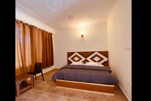New Manali Bed & Breakfast | Aadesh villa B&B