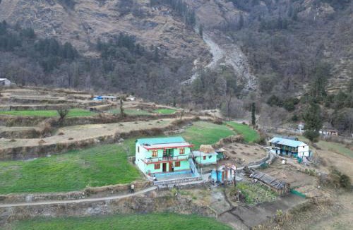 Gobind Dham House | AamantraN Homestay