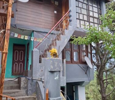 Rekong Peo House | Aasha's Home