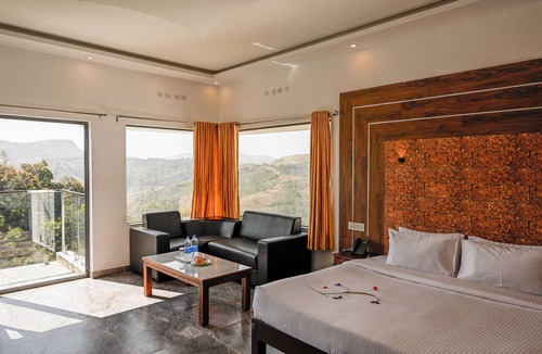 Elappara Resort | Abad Silver Mist