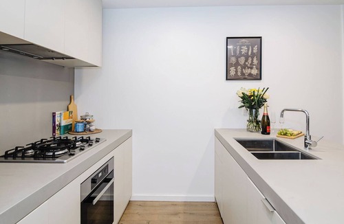 Abbotsford Apartment | Abbotsford Abode With Pool, Parking & Gym