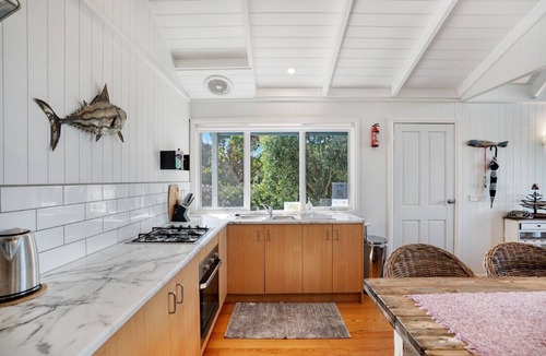 Tarwin Lower Cottage | Absolute Beach FrontagenSelf Contained CottagesnFully equipped for your holiday
