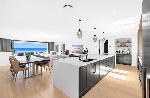 Mermaid Beach House | Absolute Beachfront Luxury Home with Heated Pool