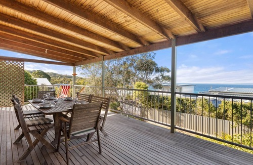 Hyams Beach House | Absolute Blue by Experience Jervis Bay