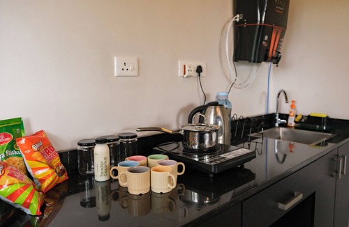 Kalpetta House | AC 2BHK Estate stay with sunrise view