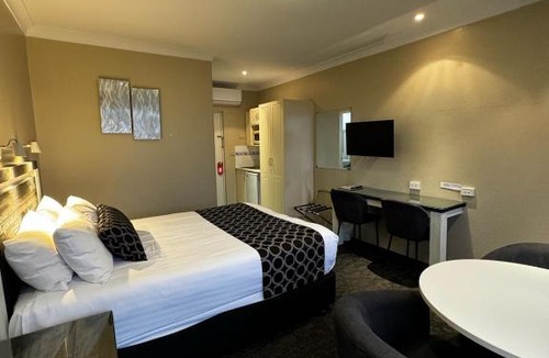Griffith Hotel | Acacia Motel