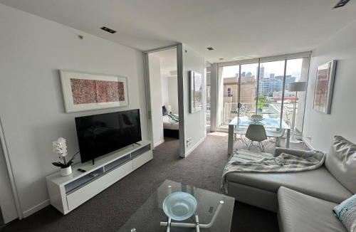 East Melbourne Apartment | Adele Apartment Hotel East Melbourne