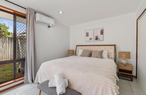 Robertson Apartment | Affordable 1Bed Studio Close to Malls and Transit