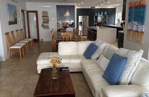 North Curl Curl House | After Twelve Somewhere - A Luxury Northern Beaches Escape