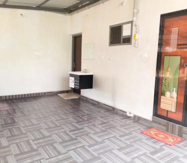 Manjeri House | Aiswarya