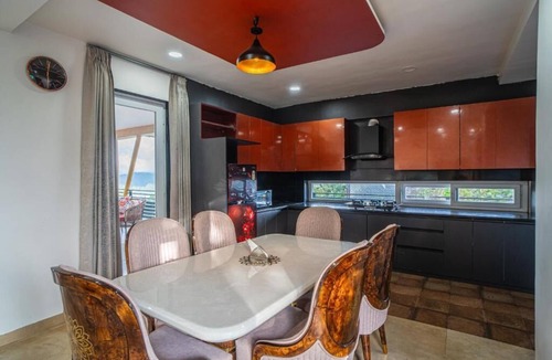 Mukteshwar Apartment | Alaya Stays Trios Top Apartment