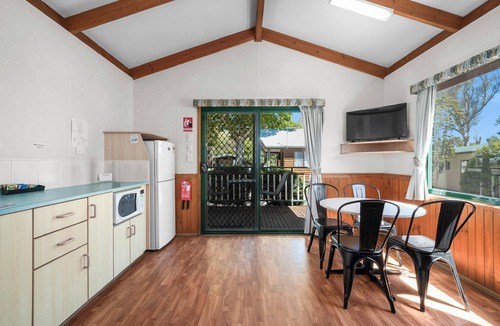 Lavington Other | Albury Holiday Park