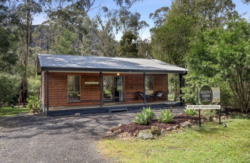 Halls Gap House | Algona Views