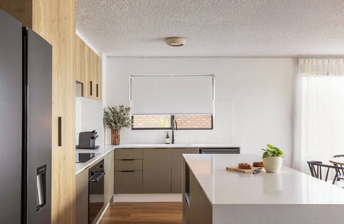 Tweed Heads Apartment | Ali's Waterfront Escape - Kayaks, Fishing, Beach