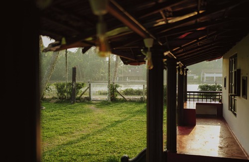 Nedumudy Villa | Alleppey Backwater Resort