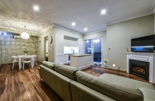 Mount Gambier House | Aloha Central Apartment 4