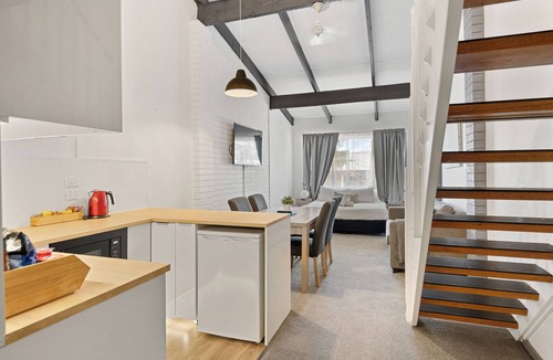 Jindabyne Hotel | Alpine Gables