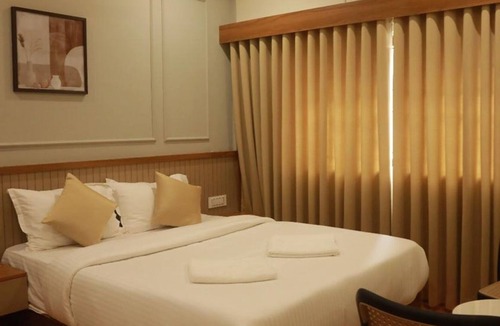 Kannur Hotel | Amani Residency Kannur