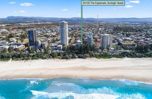 Burleigh Heads Apartment | Ambassador Beachfront Apartments - Hosted by Burleigh Letting