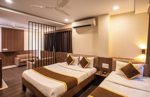 Allapakkam Hotel | Amutham Inn